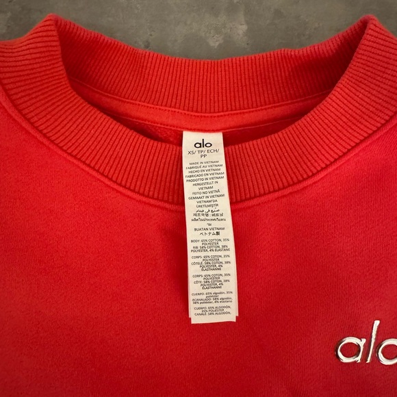 ALO Yoga Red Cropped Sweatshirt - Picture 2 of 4
